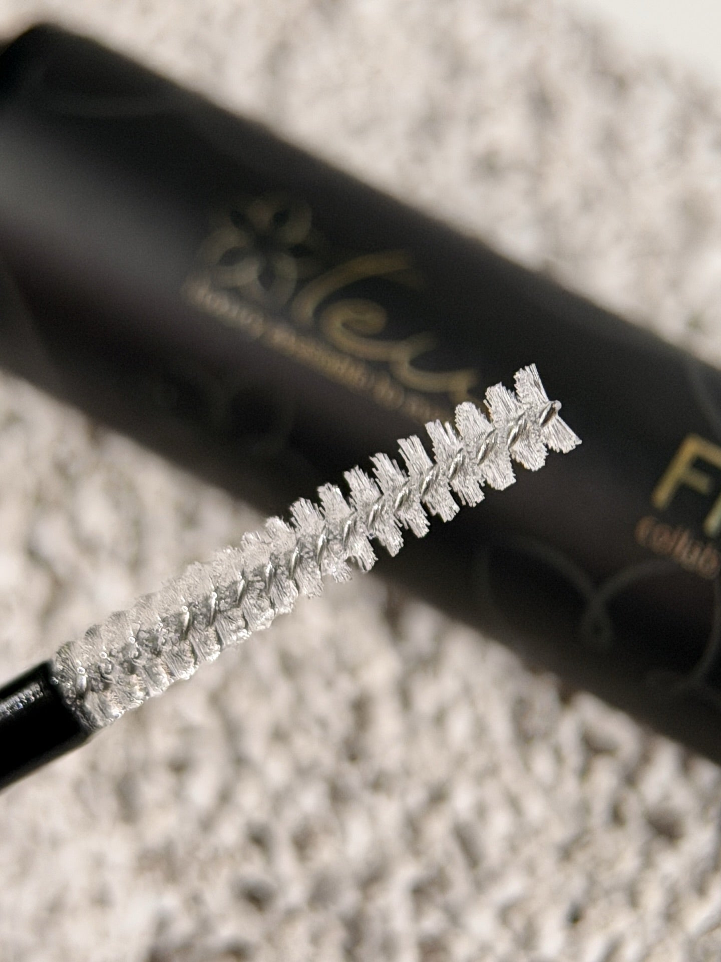 TEU Fix Gel – Lash Styling Gel