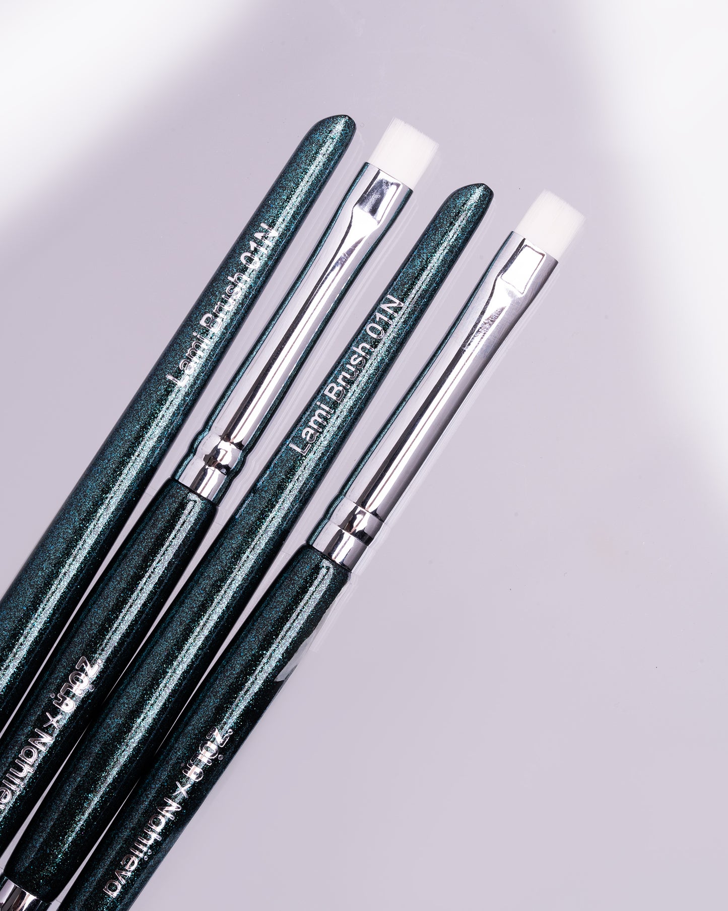 ZOLA X NAHIIEVA LASH LAMINATING BRUSH